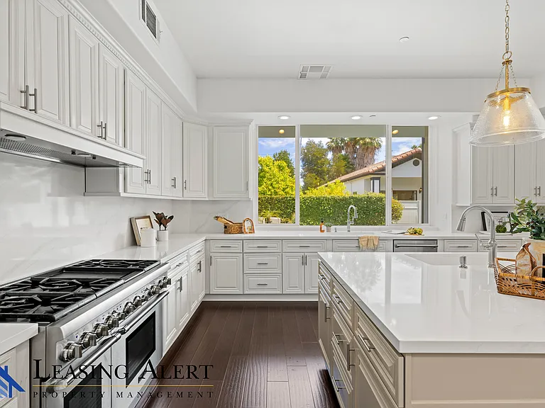 5012 Gerald Ave — Photo 19