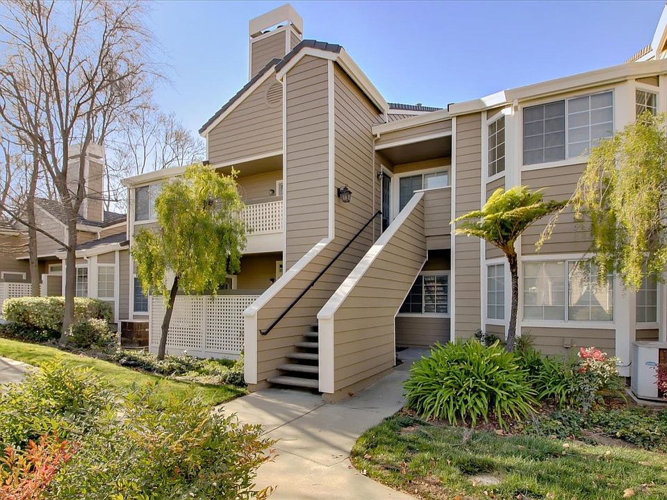 1st image of 5898 Bridgeport Lake Way
