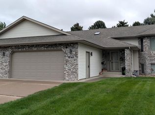 1543 Billings Dr, Bismarck, ND 58504