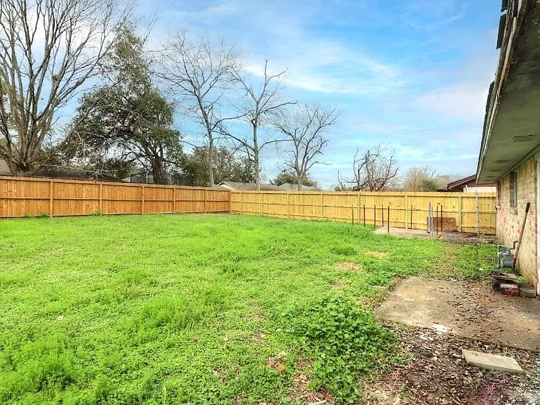 7206 Yellow Pine Dr — Photo 37