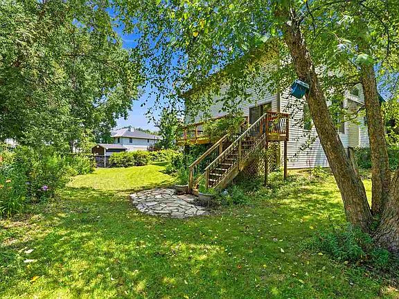 2nd image of 665 Andrews Ct