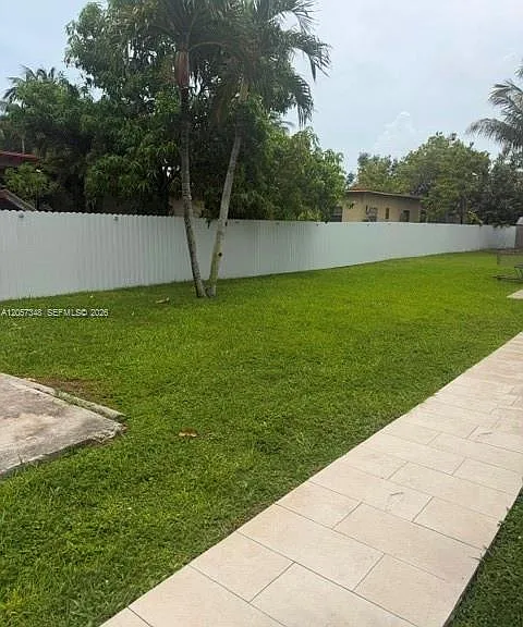 260 Northwest Dr #260 — Photo 3