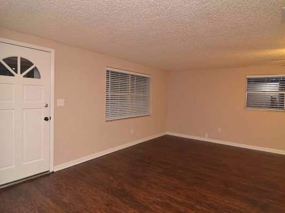 2nd image of 5010 86th Ave