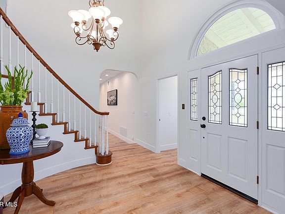 5th image of 5733 Green Meadow Dr