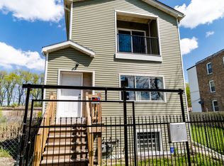2938 W Fillmore St, Chicago, IL 60612