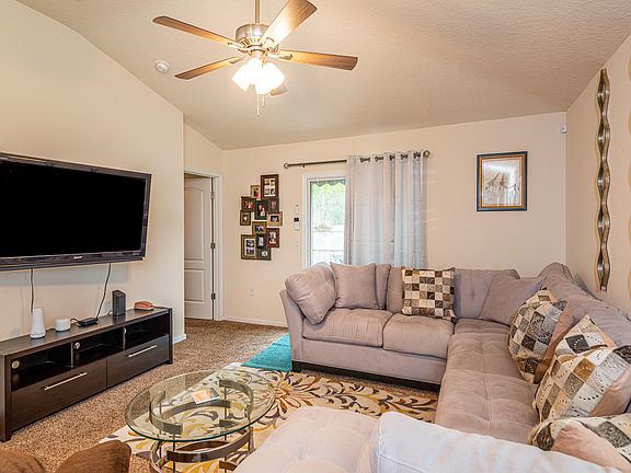 5th image of 42 Ashby Landing Way