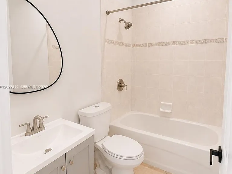 7232 Maidstone Dr — Photo 12