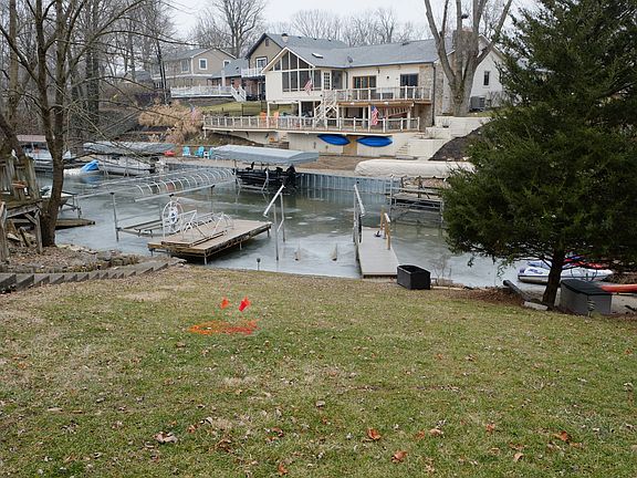 2nd image of 5920 Buttonwood Dr