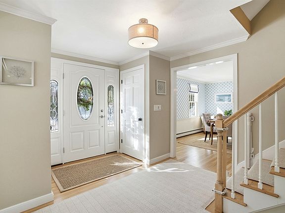 2nd image of 11 Simmons Dr