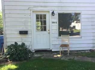210 E Collins St APT 2, Columbia City, IN 46725