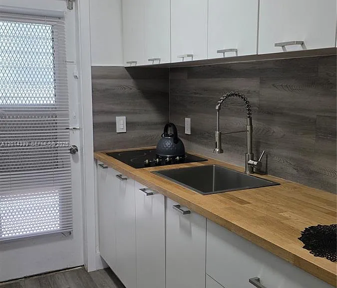 761 Euclid Ave #4 — Photo 14