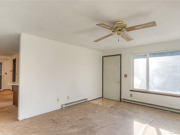 4th image of 6120 Jon Ct SE