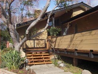 1st image of 124 Los Robles Dr