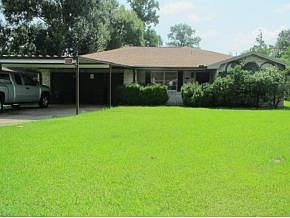 1st image of 8 Heritage Dr