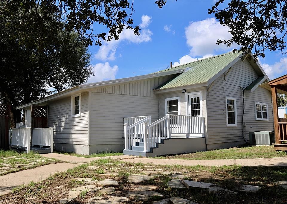 8861 County Road 424 Navasota TX Zillow