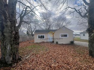 1115 W 7th St, Greenfield, IN 46140