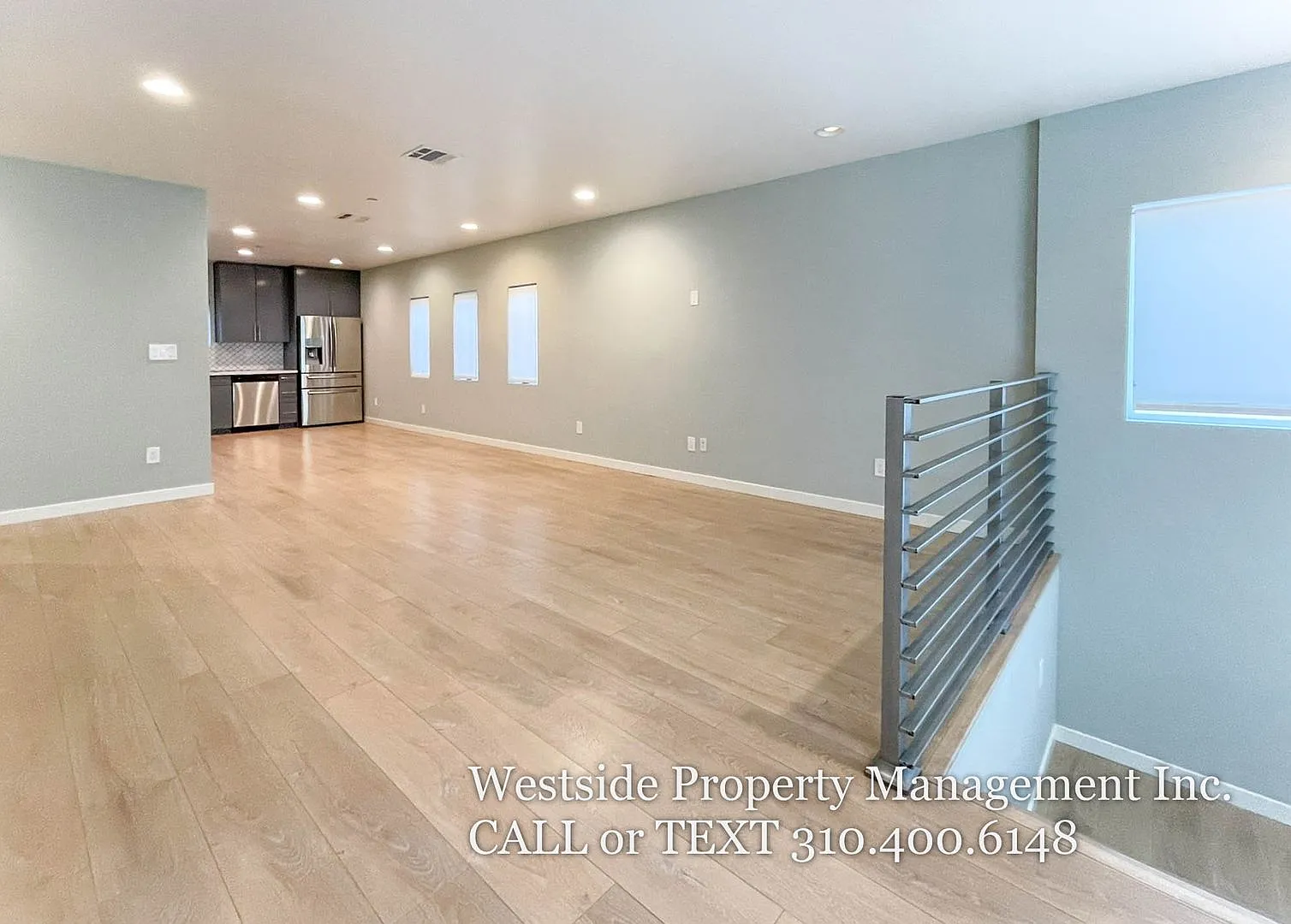 Stunning Modern 3 Bedroom Townhome in Hollywood — Photo 2