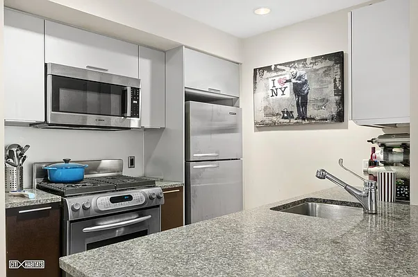 Rented by Citi Habitats | media 18