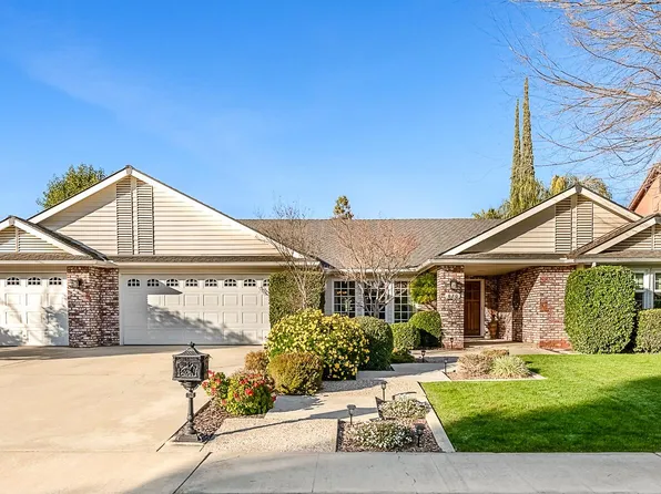 820 W Victor Avenue, Visalia, CA 93277