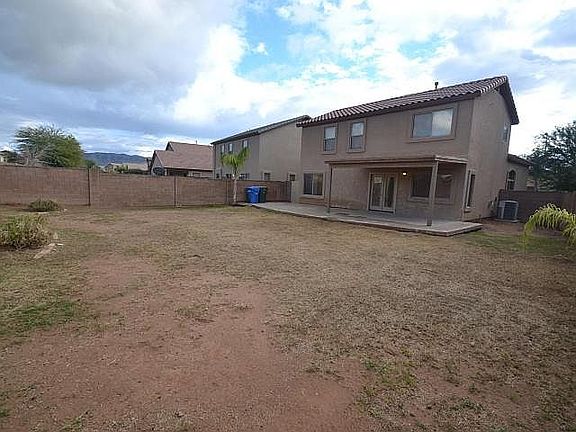 3rd image of 5018 W Desert Ln