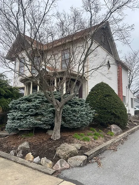 389 West Liberty Street - 1 — Photo 3