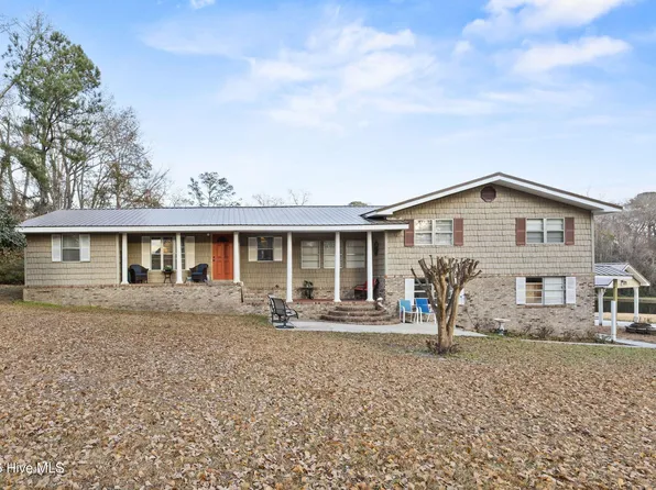 1460 Midway Rd SE, Bolivia, NC 28422