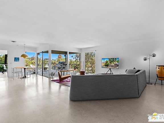 5th image of 2020 Southridge Dr
