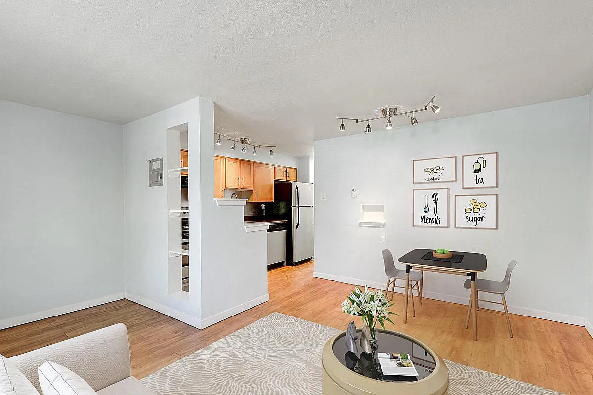 Archer Place — Photo 2