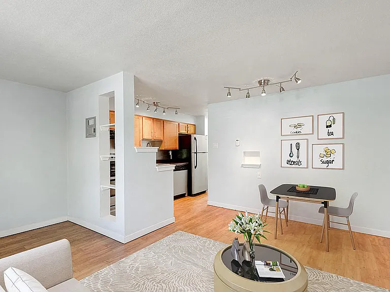 Archer Place — Photo 2