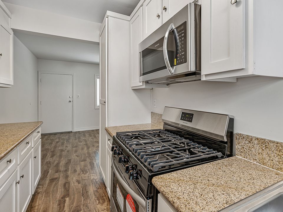 1st image of 3408 Bellevue Ave #2
