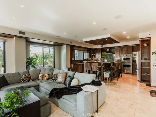 66 Canyon Rdg, Irvine, CA 92603