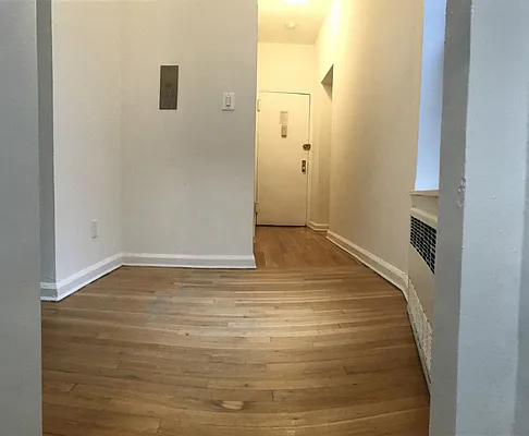 Rented by Mdrn Residential | media 20