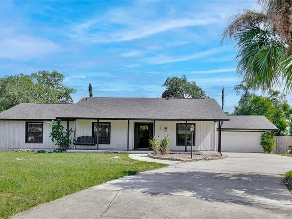 765 Coach Light Dr, Fern Park, FL 32730