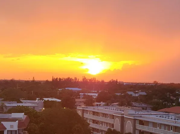 859 Jeffery Street #810, Boca Raton, FL 33487