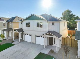 7441 Denman Ct, White City, OR 97503