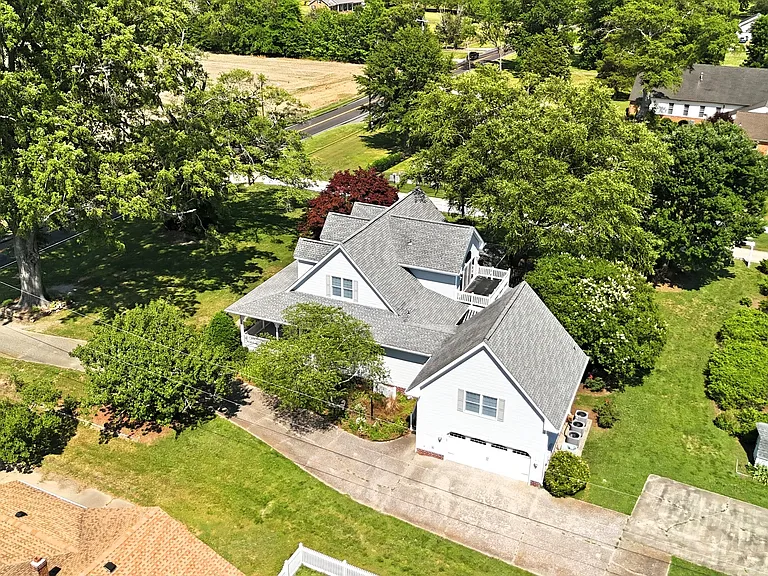 2029 Mount Pleasant Rd — Photo 42