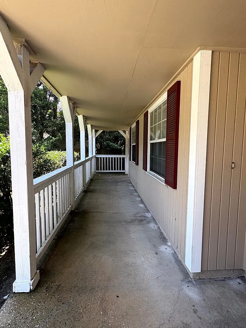 4/3 in Highland Lakes area of Argyle — Photo 4