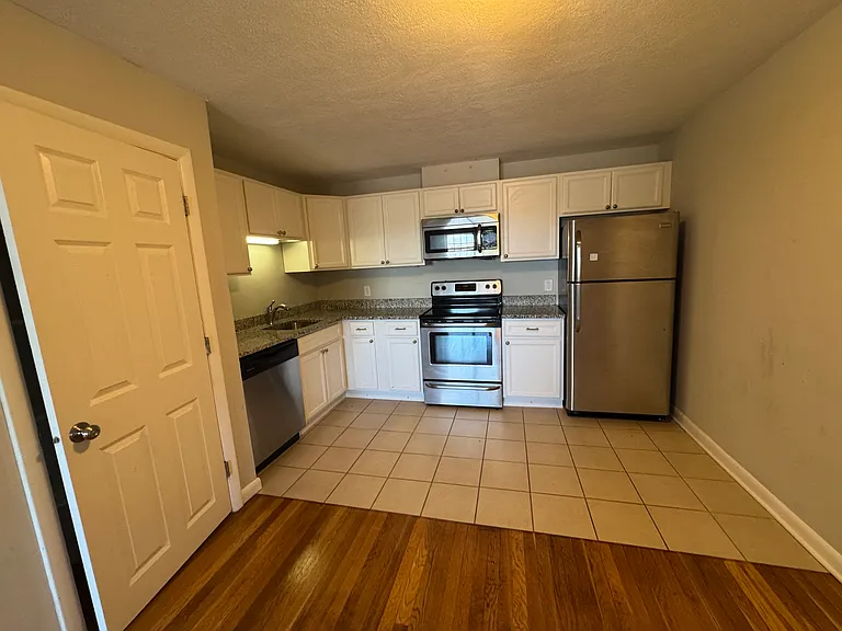 62 Mill St — Photo 8