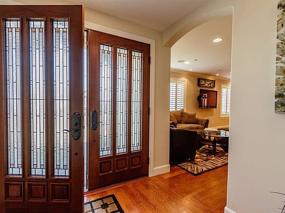 4th image of 344 Alameda De Las Pulgas