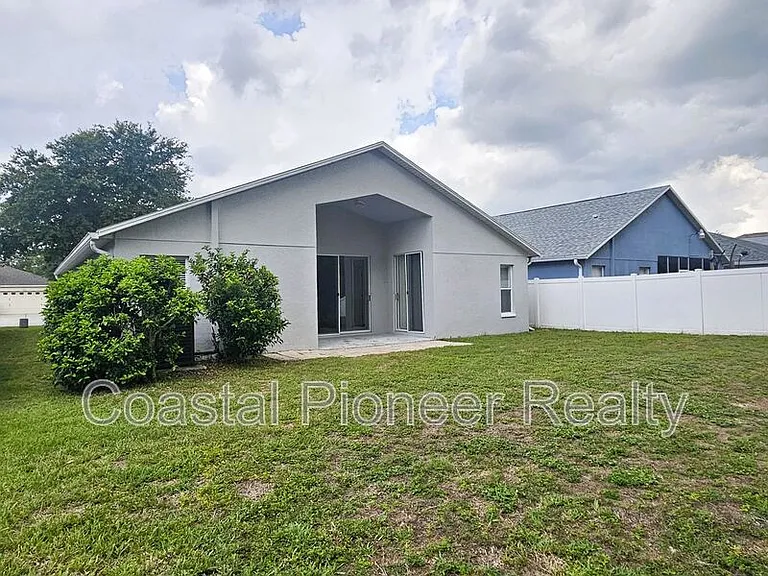 3220 Clover Blossom Cir — Photo 25