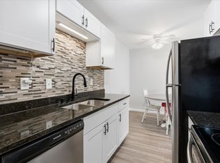 4530 Park Commons Dr APT 119, Saint Louis Park, MN 55416