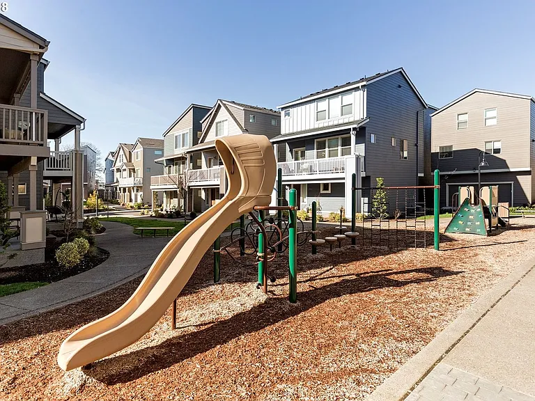 13905 SW Meridian St #310 — Photo 46
