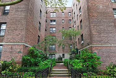40 89th Street