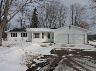 E6624 County Road F, Weyauwega, WI 54983