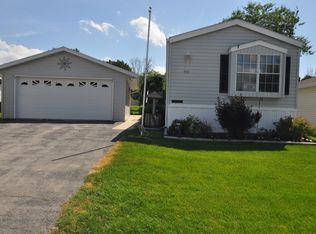 604 Aspen Grv, Sheboygan Falls, WI 53085