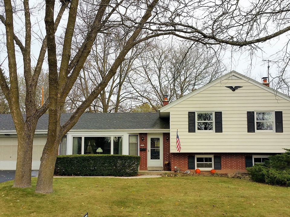 1st image of 424 Bel Aire Dr