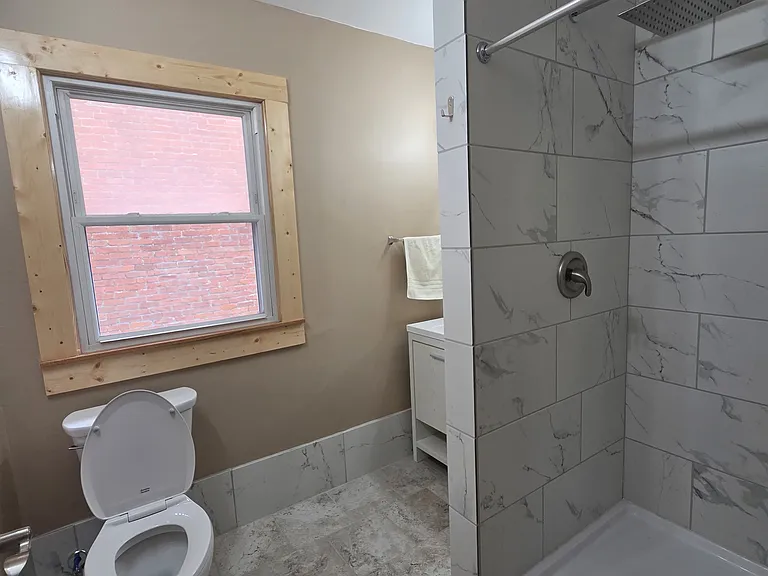 414 Perrin St #2 — Photo 14