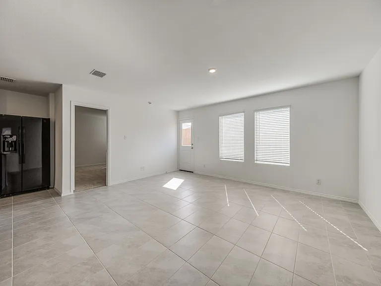 1625 Rosy Finch Dr — Photo 14