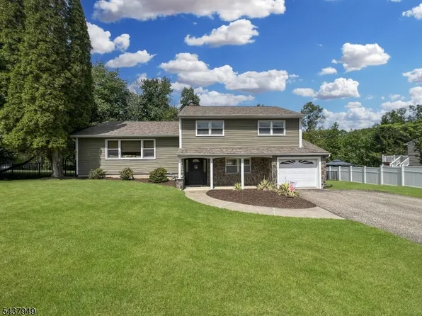 24 Westgate Dr, Sparta Twp., NJ 07871