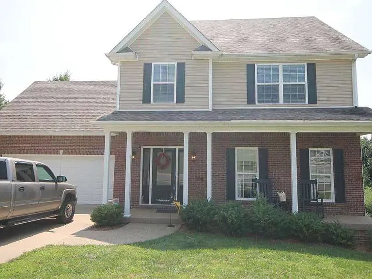 700 Weston Dr — Photo 1